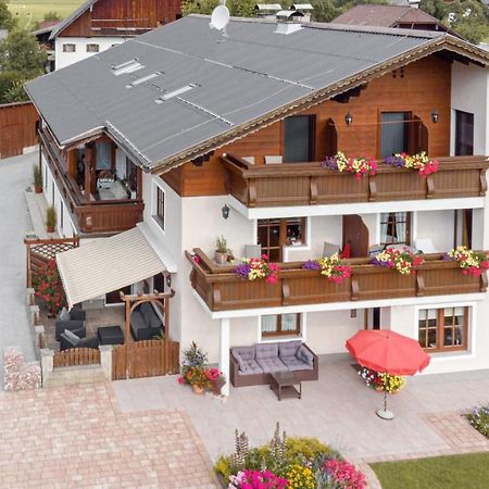 Haus Regina Aparthotel Strobl Bagian luar foto