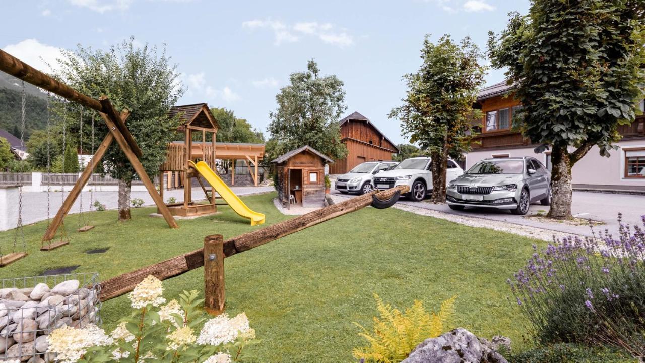 Haus Regina Aparthotel Strobl Bagian luar foto